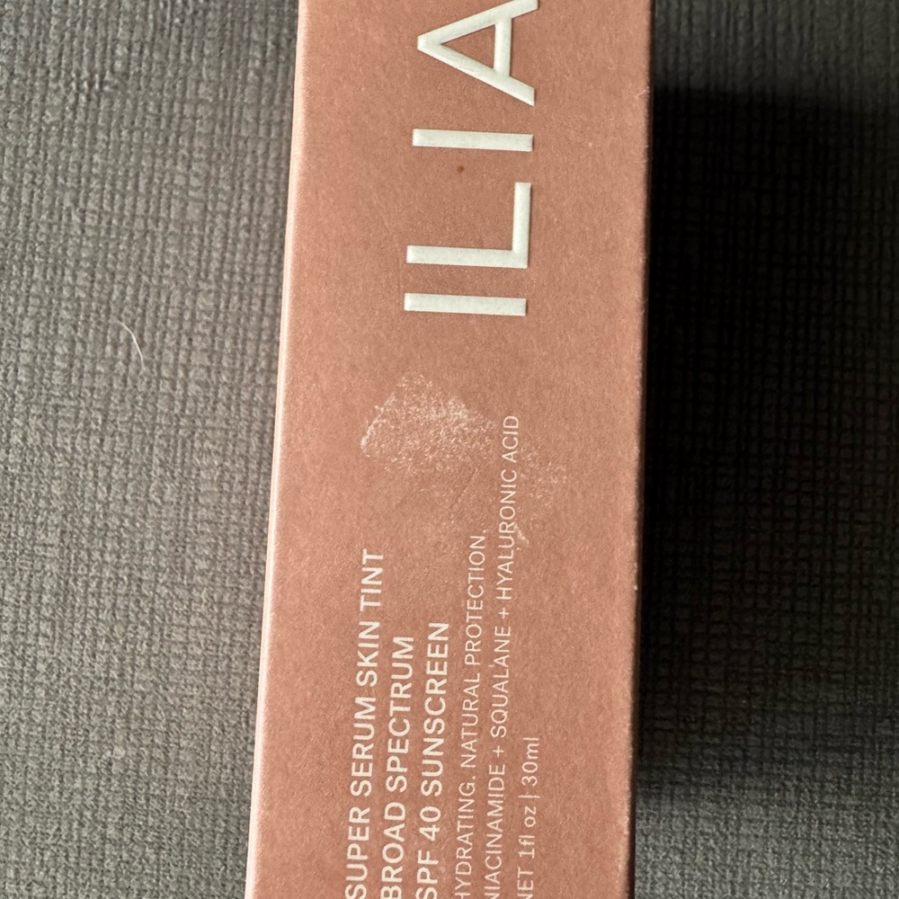 ILIA ST1 Rendezvous Box in Warm Brown